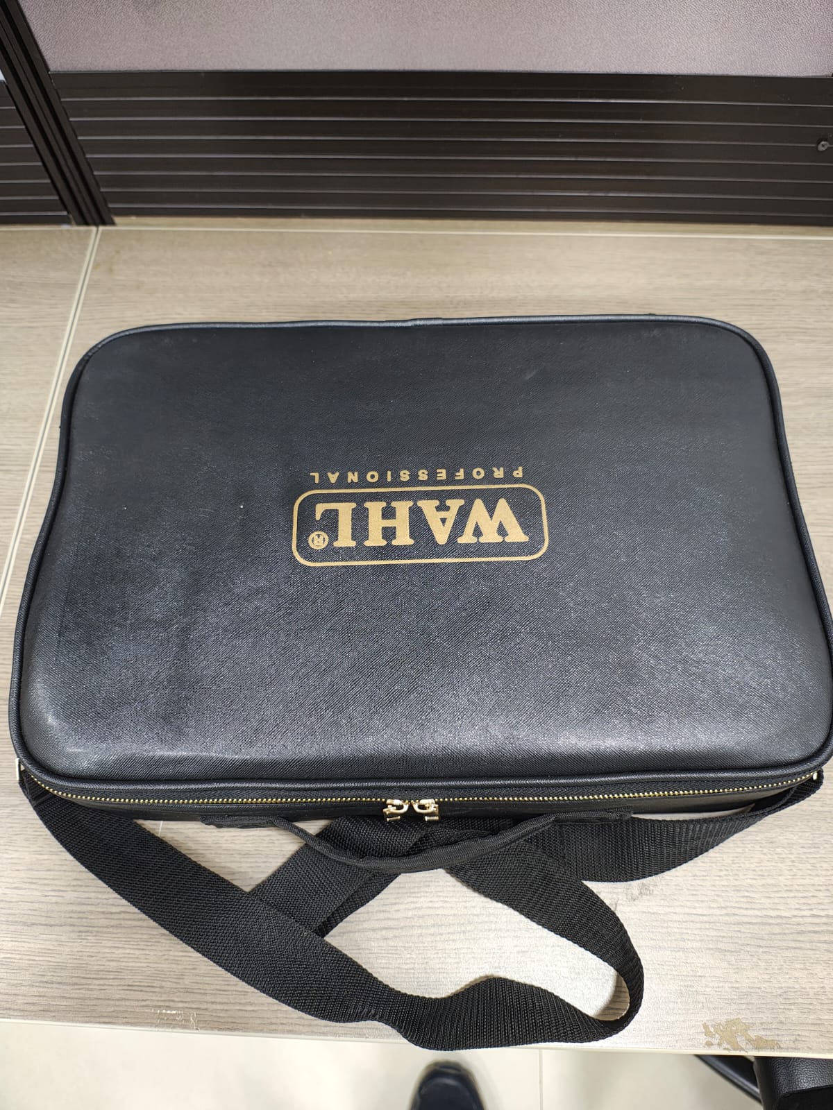 Wahl Barber Briefcase Black and Gold